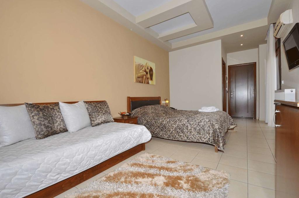 Hotel Philippion กาโต ลูตรากี ภายนอก รูปภาพ
